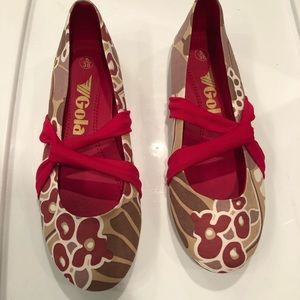 Good Ballerina flats / NEW size 8
